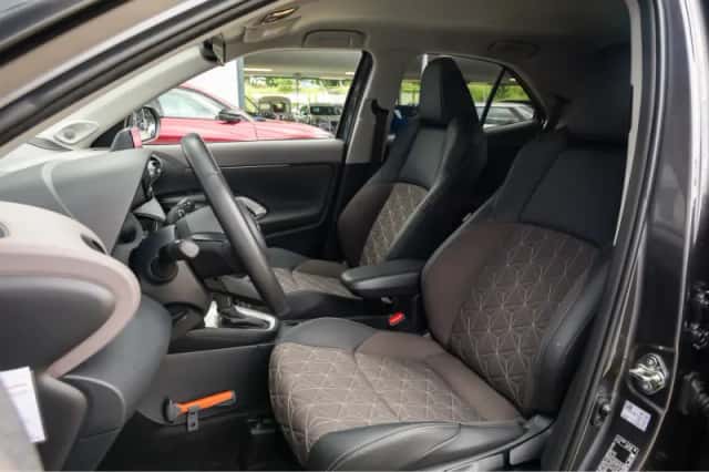 Toyota Yaris Cross (2022) thumbnail 15