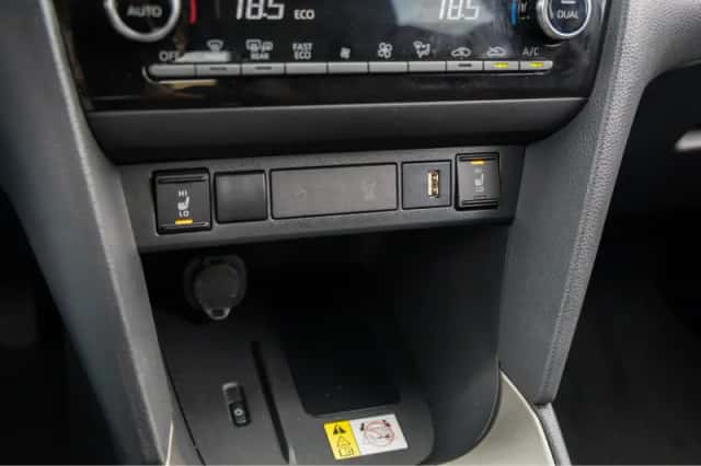 Toyota Yaris Cross (2022) thumbnail 33