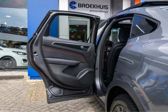 Renault Arkana (2022) thumbnail 23