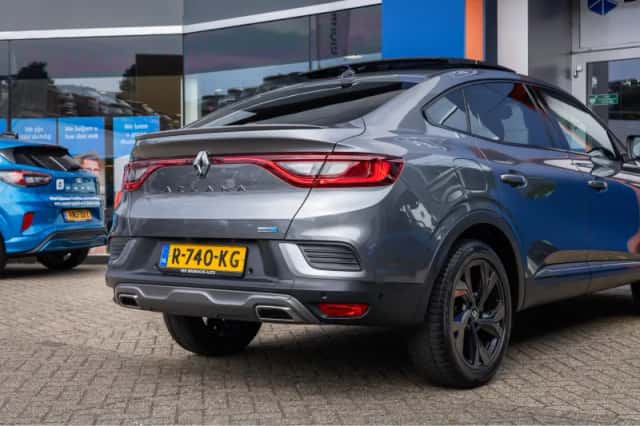 Renault Arkana (2022) thumbnail 5