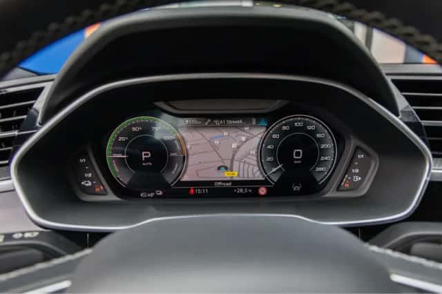 Audi Q3 (2022) thumbnail 30