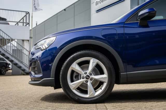 Audi Q3 (2022) thumbnail 52
