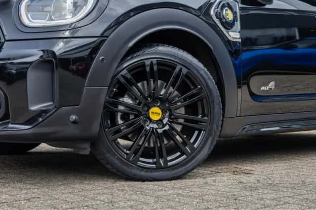 MINI Countryman (2021) thumbnail 6