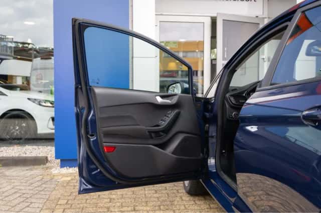 Ford Fiesta (2020) thumbnail 16