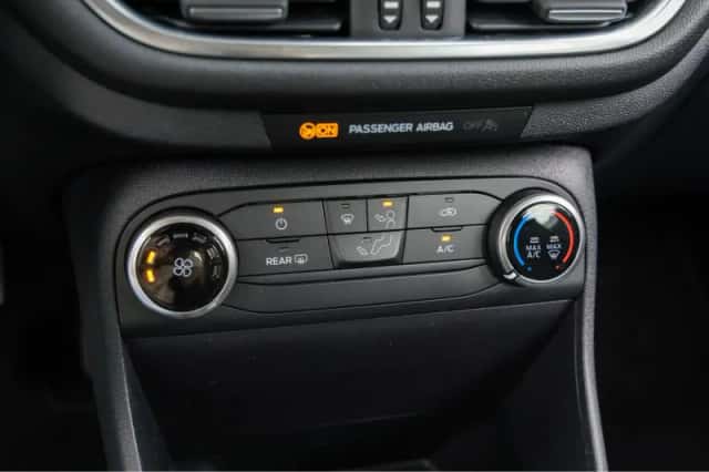 Ford Fiesta (2020) thumbnail 30