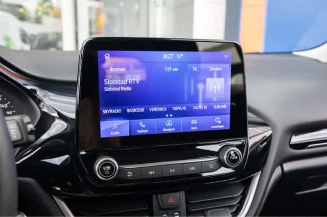 Ford Fiesta (2020) thumbnail 32
