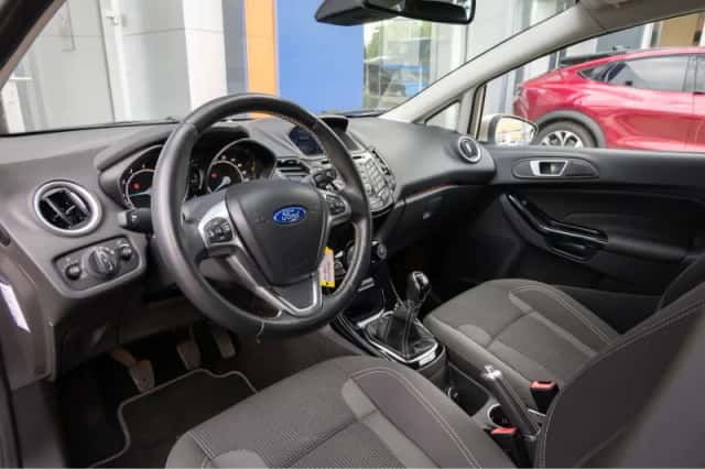 Ford Fiesta (2016) thumbnail 2