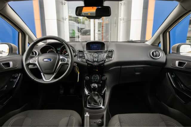 Ford Fiesta (2016) thumbnail 11