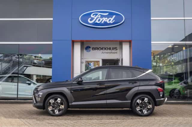 Hyundai Kona (2024) thumbnail 5