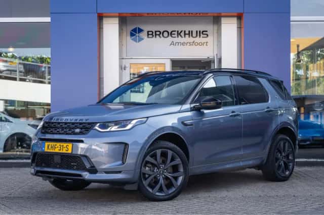 Land Rover Discovery Sport (2023) thumbnail 1
