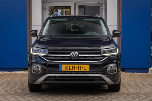 Volkswagen T-Cross (2023) thumbnail 4