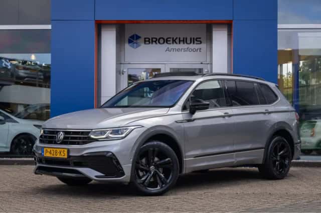 Volkswagen Tiguan (2022) thumbnail 1