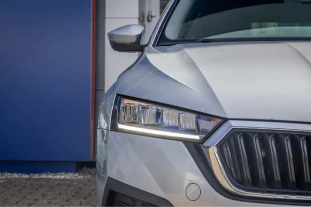 Škoda Octavia (2021) thumbnail 5