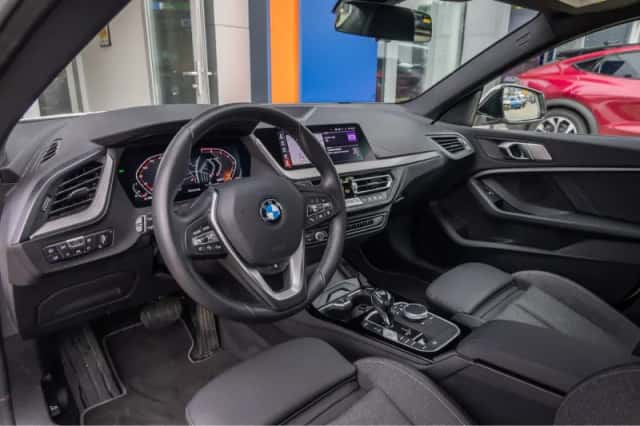 BMW 2-Serie (2022) thumbnail 2