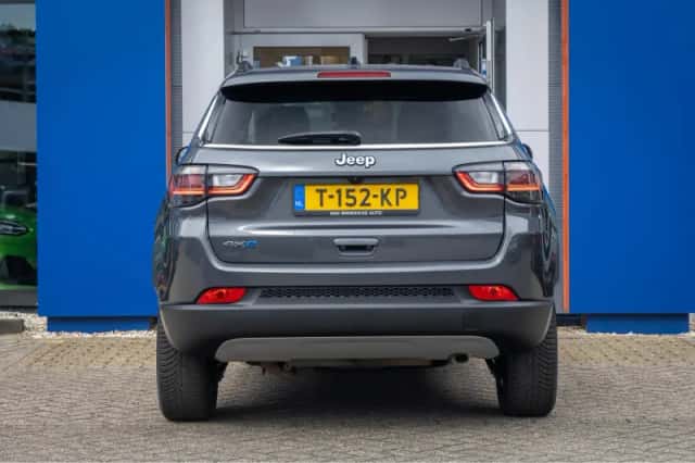 Jeep Compass (2023) thumbnail 4
