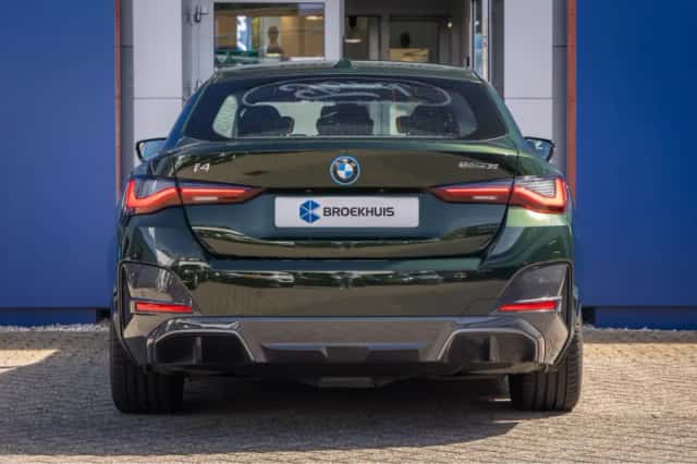 BMW i4 (2024) thumbnail 5
