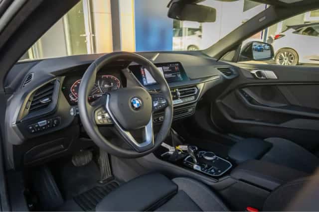BMW 2-Serie (2021) thumbnail 2