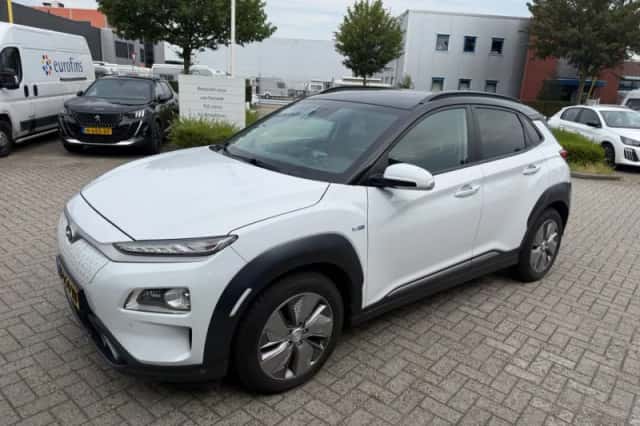 Hyundai Kona (2020) thumbnail 1