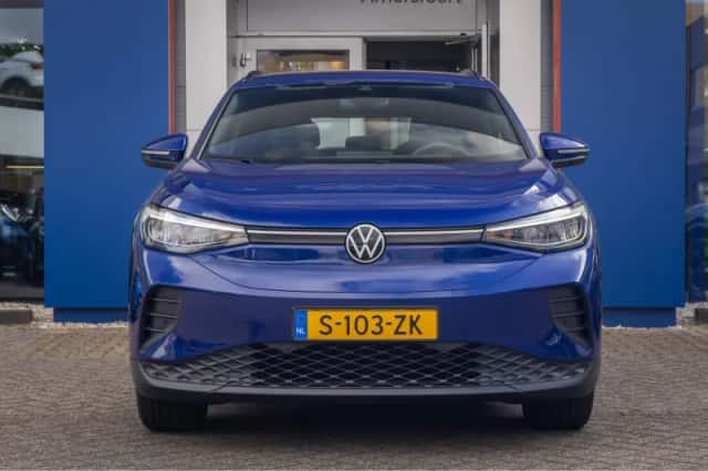 Volkswagen ID.4 (2023) thumbnail 3