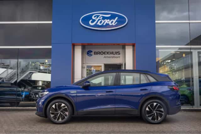 Volkswagen ID.4 (2023) thumbnail 4