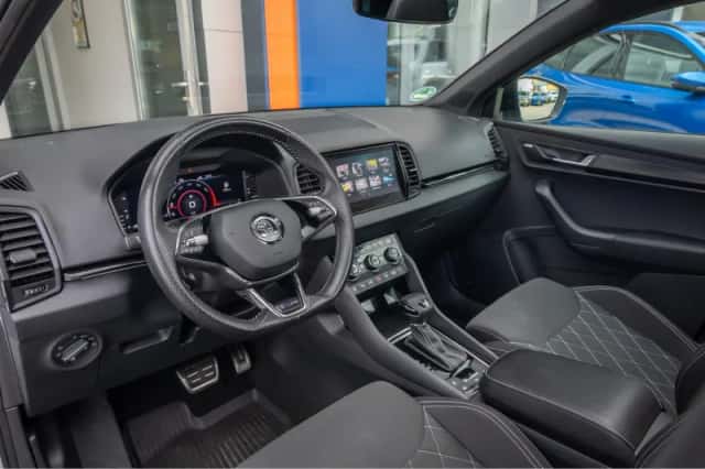 Škoda Karoq (2021) thumbnail 2