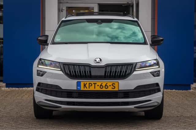 Škoda Karoq (2021) thumbnail 3