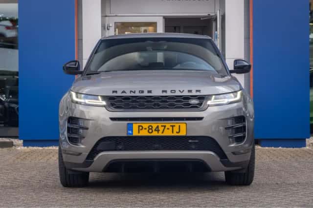 Land Rover Range Rover Evoque (2022) thumbnail 3