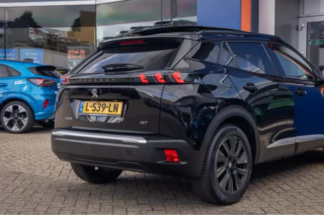 Peugeot e-2008 (2021) thumbnail 5