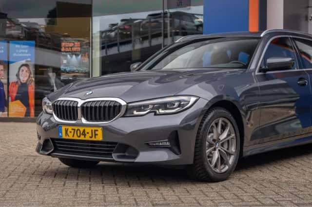 BMW 3-Serie (2021) thumbnail 3