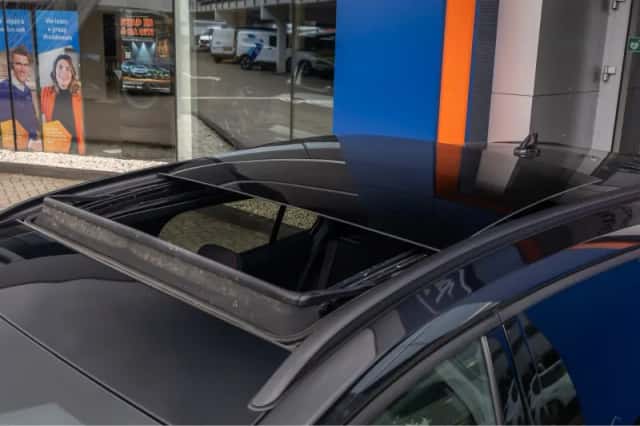Ford Focus (2024) thumbnail 5