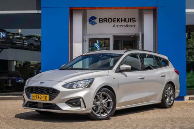 Ford Focus (2020) thumbnail 1