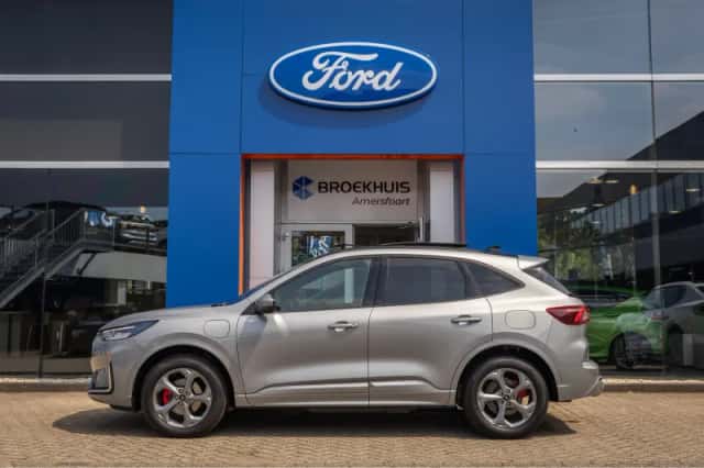 Ford Kuga (2026) thumbnail 4