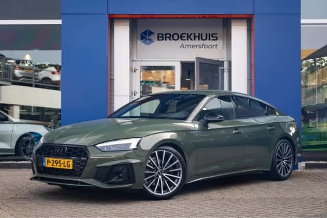 Audi A5 (2022) thumbnail 1