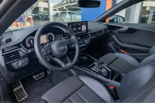 Audi A5 (2022) thumbnail 2