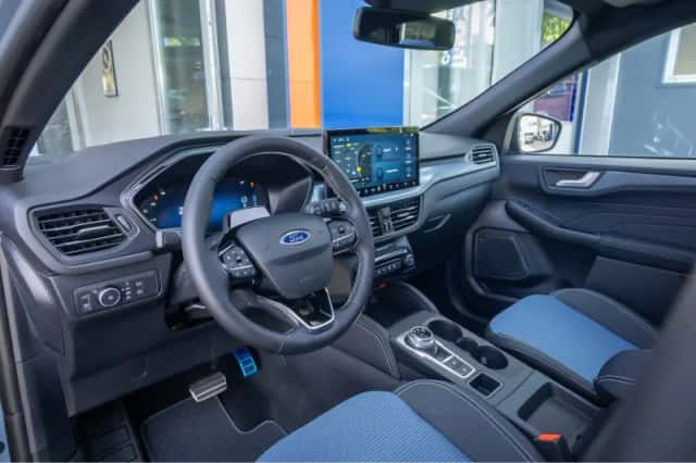 Ford Kuga (2026) thumbnail 2