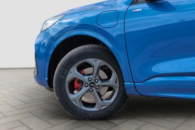 Ford Kuga (2024) thumbnail 6