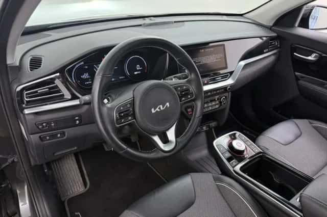 Kia Niro EV (2022) thumbnail 3