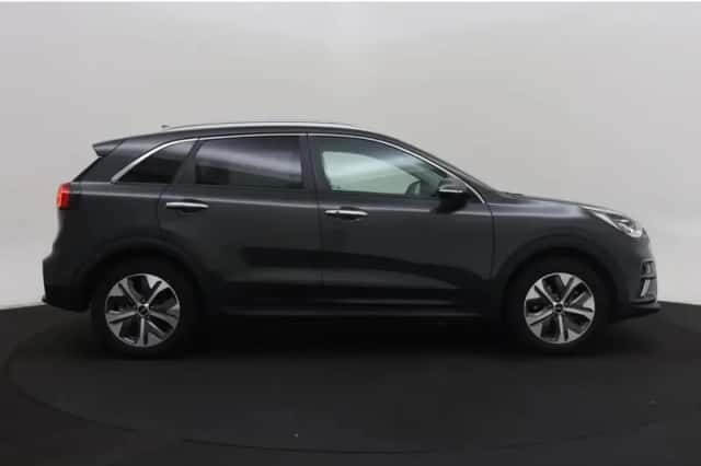 Kia Niro EV (2022) thumbnail 5