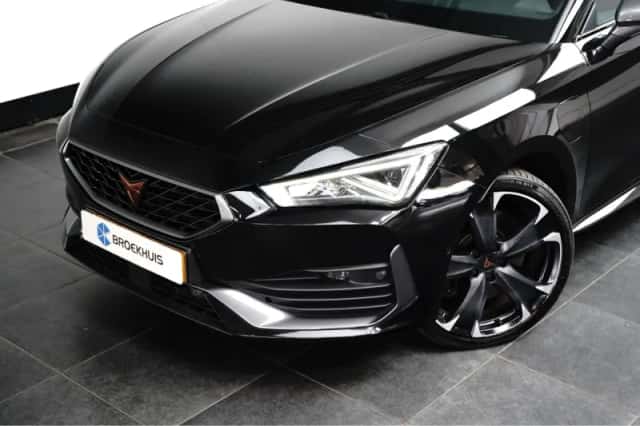 CUPRA Leon Sportstourer (2021) thumbnail 5