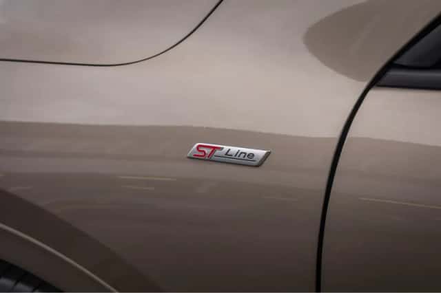 Ford Kuga (2020) thumbnail 6