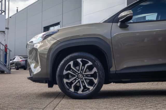 Toyota Yaris Cross (2023) thumbnail 6