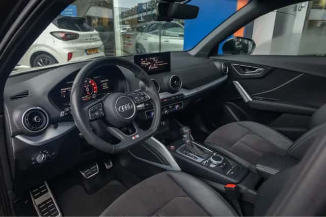 Audi Q2 (2019) thumbnail 2