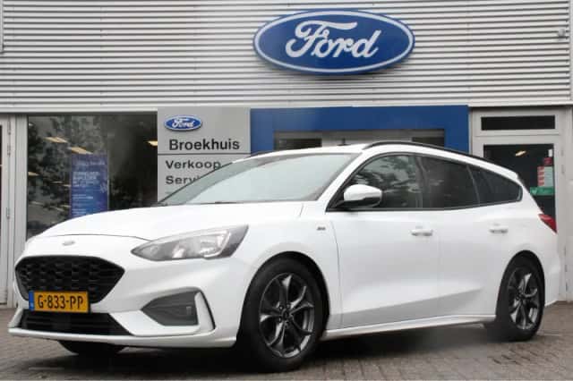 Ford Focus (2019) thumbnail 1