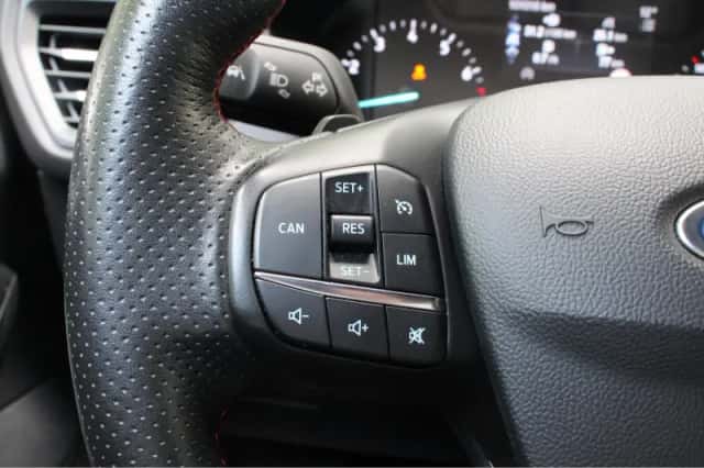 Ford Focus (2019) thumbnail 11