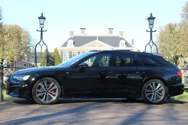 Audi A6 (2024) thumbnail 2