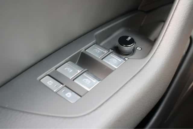 Audi A6 (2024) thumbnail 27