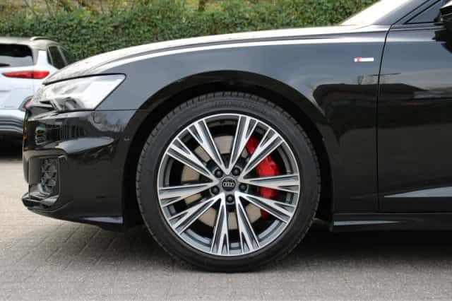 Audi A6 (2024) thumbnail 8
