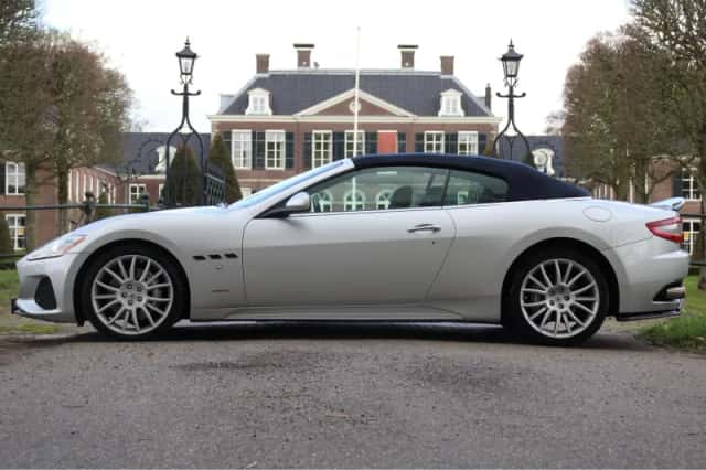 Maserati GranCabrio (2010) thumbnail 3
