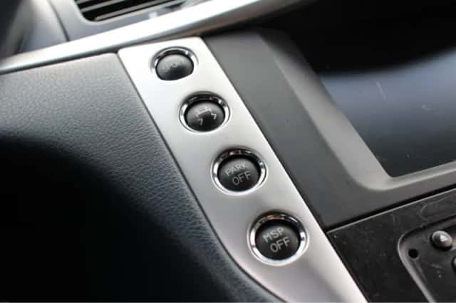 Maserati GranCabrio (2010) thumbnail 28