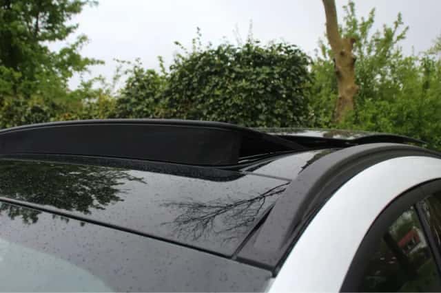 Ford Kuga (2024) thumbnail 12